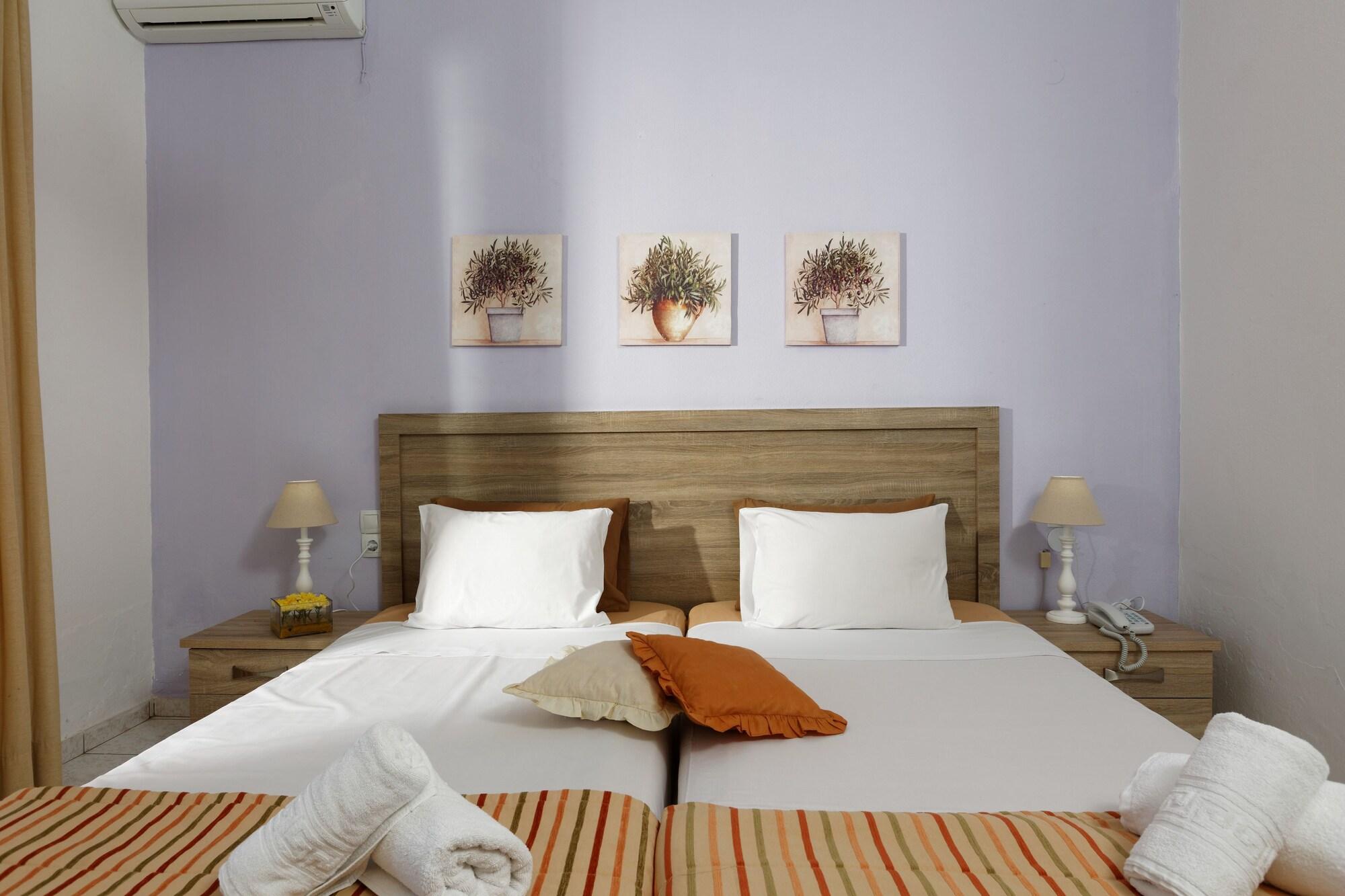 Zorbas Hotel Hersonissos  Exterior photo