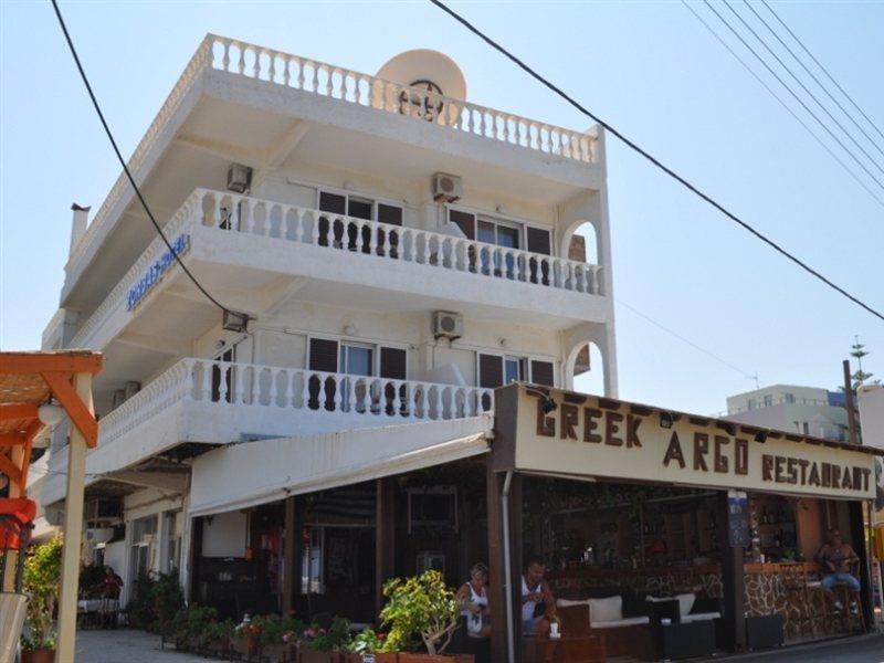 Zorbas Hotel Hersonissos  Exterior photo